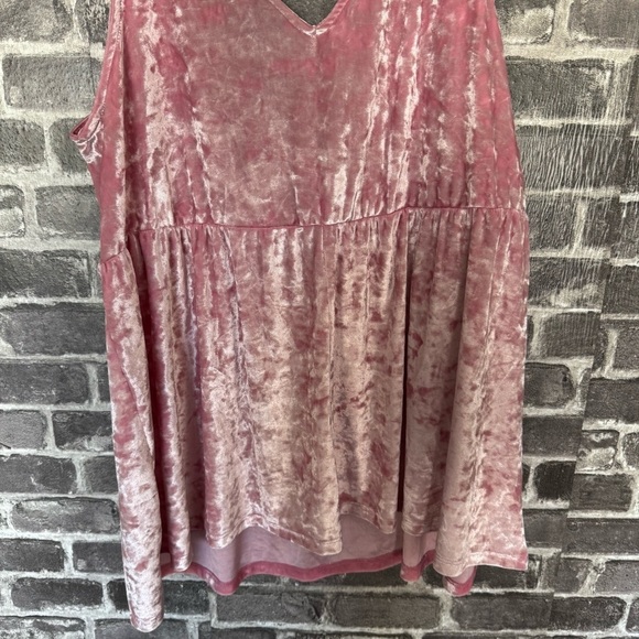 Torrid Velvet Surplice Babydoll Tank top shirt pink - Picture 12 of 12